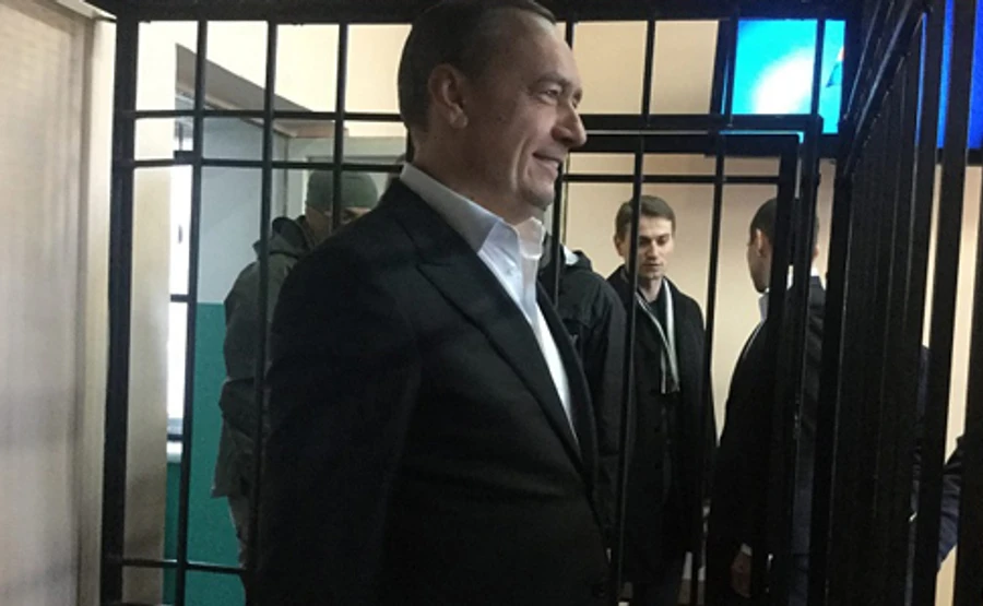 У НАБУ заявляють про тиск і погрози з боку Народного фронту