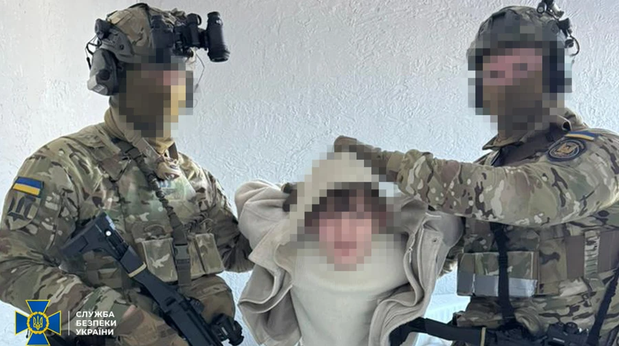 Ten people arrested in Moldova and Ukraine for plotting to kill prominent Ukrainians on Russia's orders