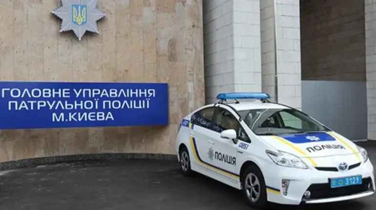 МВС: Після теракту в Голосієвому зняли з посад всю вертикаль патрульної поліції Києва