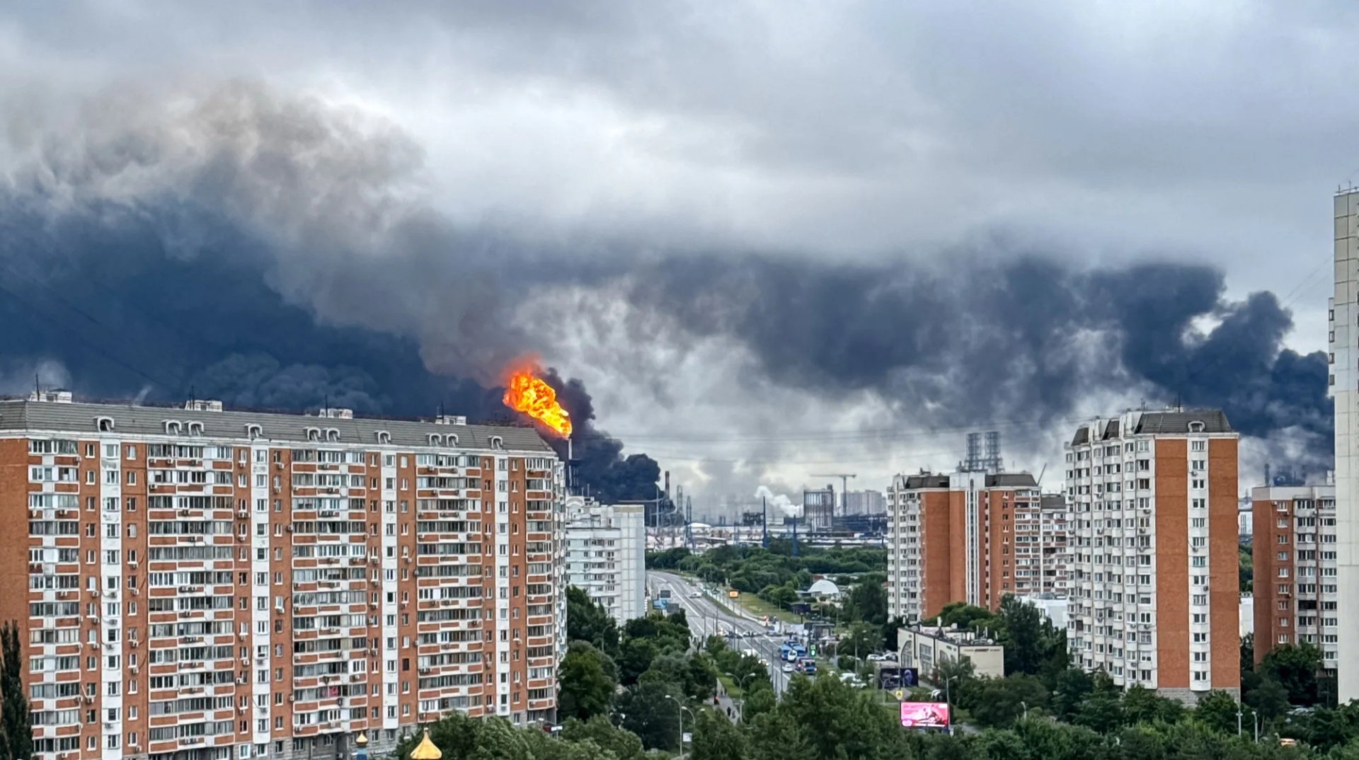 Ukrainian strikes drive Russian oil refining to lowest level in 21 years