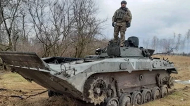 Деблокував аеропорт, палив ворога під Києвом: історія борця Макоші