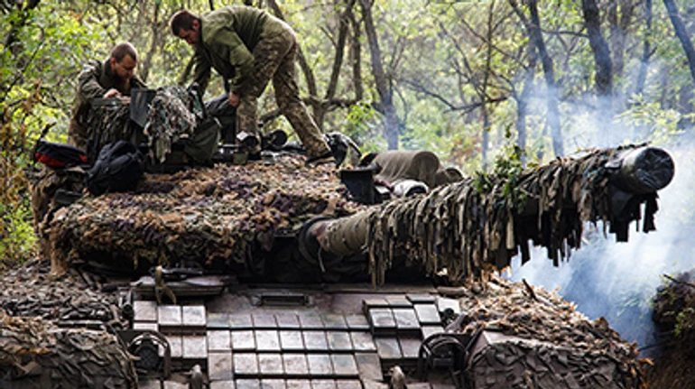 Україна хоч знає, що ми воюємо? Чи вже все, мир настав?. Епізод з життя танкістів Адама під Бахмутом