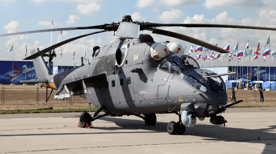 Ukrainian Territorial Defence fighters shoot down Russian helicopter in Donetsk Oblast