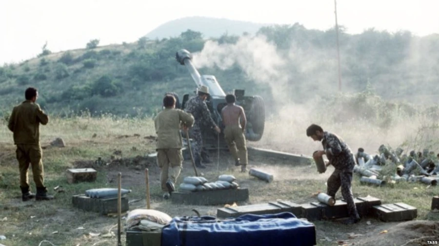 Нагорный Карабах: Армения и Азербайджан заявили, что готовы к переговорам