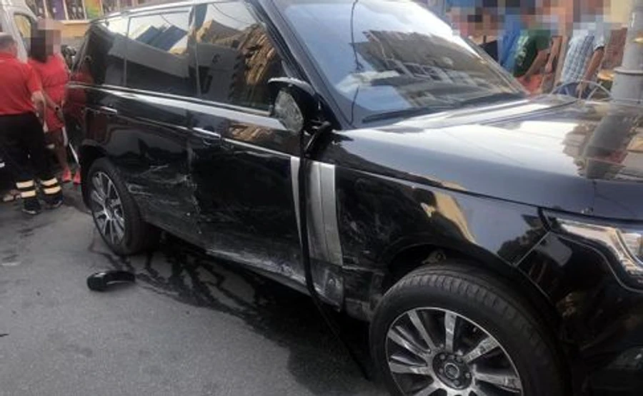 У центрі Києва позашляховик в'їхав у пішоходів, постраждали 6 осіб