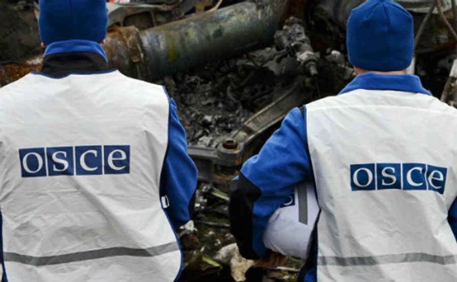 Біля Петрівського почали облаштовувати пост і укриття для місії ОБСЄ