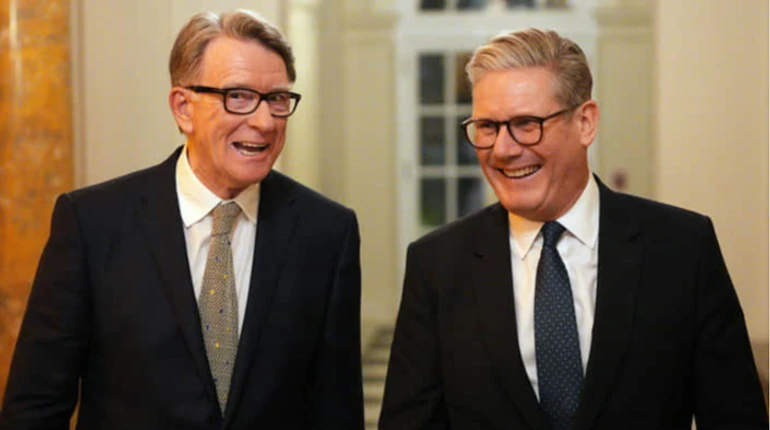 Чорний лебідь для Стармера: чи призведе справа Епштейна до відставки прем'єра Британії