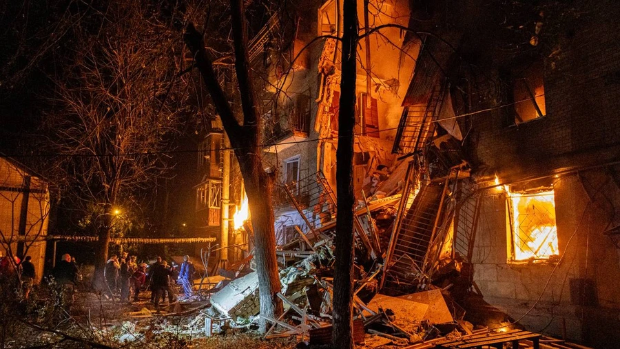 Удар по Харькову: пострадали 11 человек, разрушен подъезд дома