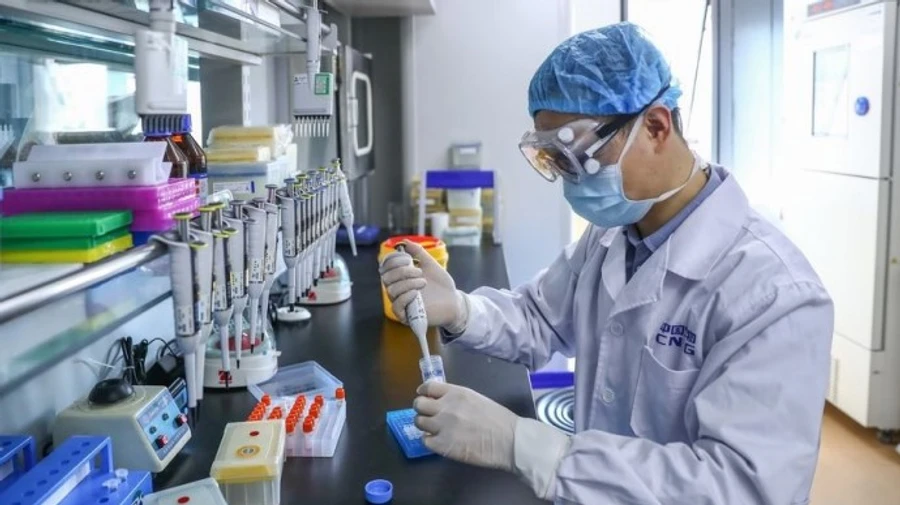 У Києві ще дві сотні заражень коронавірусом, за добу померли 16 людей