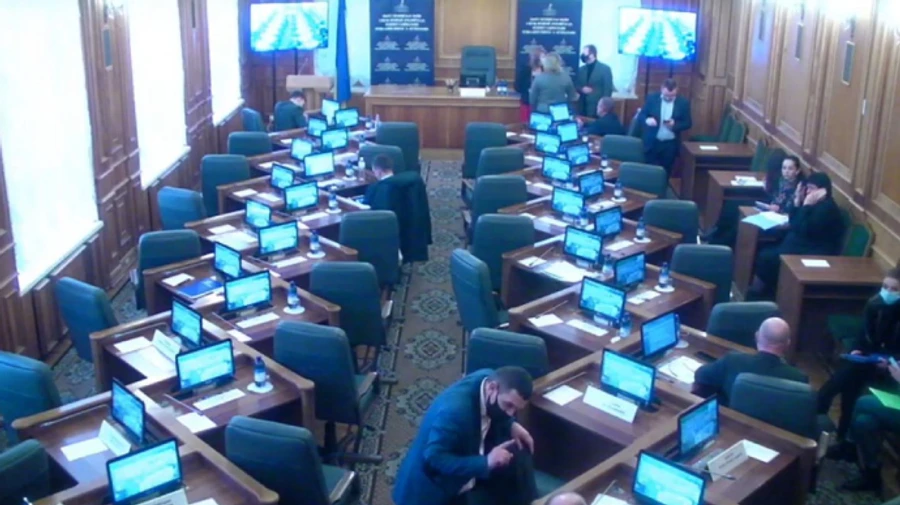 Комітет очікувано не зміг розглянути вибори мера в Харкові