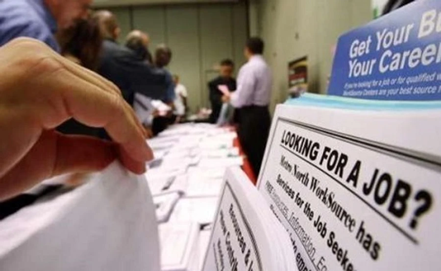 Коронавірус: у США близько 10 млн людей втратили роботу за останні тижні