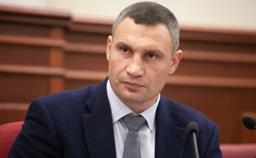 Кличко вивчає рекомендації Китаю і не виключає жорсткіші заборони в місті 