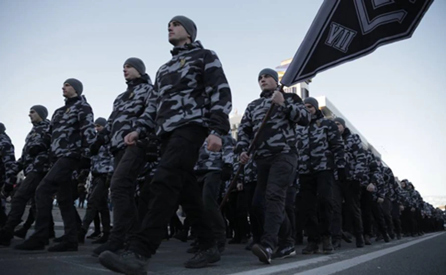 Нацдружины заявили, что могут действовать силой на участках