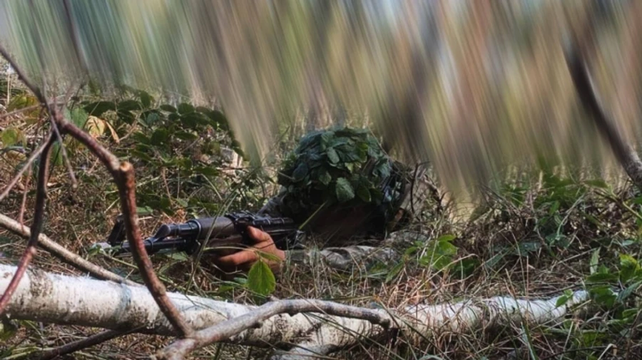 Ukrainian special forces troops destroy Russian reconnaissance group on border – video