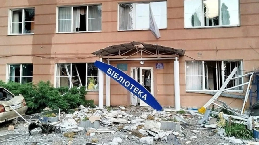 Skovoroda Library in Kyiv damaged in nighttime Russian attack – photo