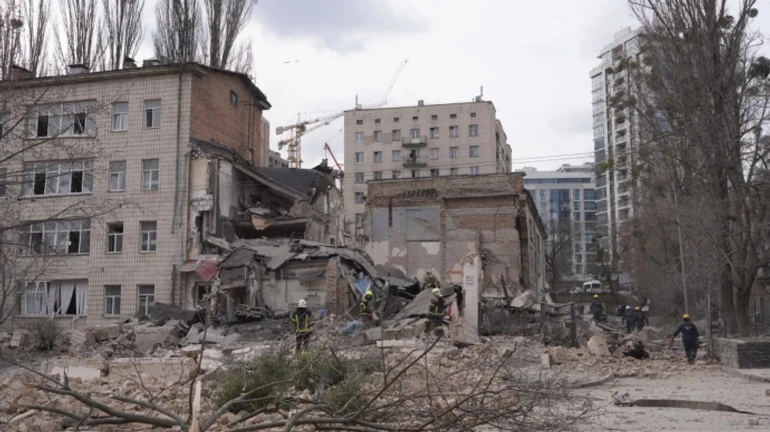 Mayor of Kyiv shows destroyed building of Academy of Decorative Arts in centre of Kyiv – video, photo