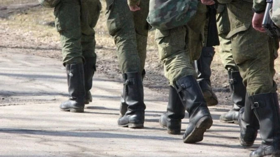 Часть сотрудников Российского футбольного союза отказалась возвращаться в РФ после выездного матча