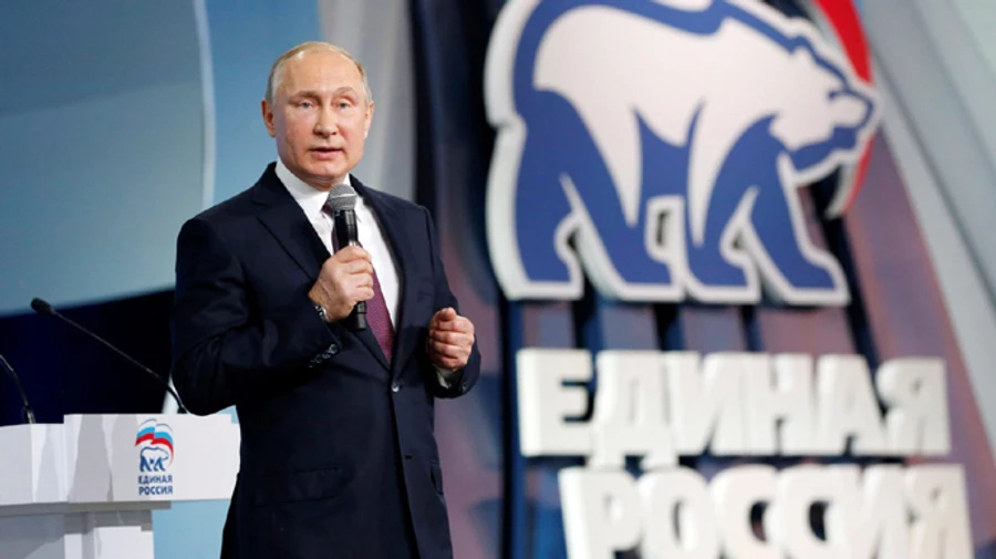 Депутатам Единой России запретили покидать РФ без разрешения – росСМИ