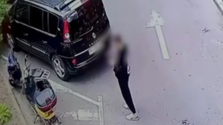 В Киеве пытались взорвать бойца Азова, заложив взрывчатку в скутер