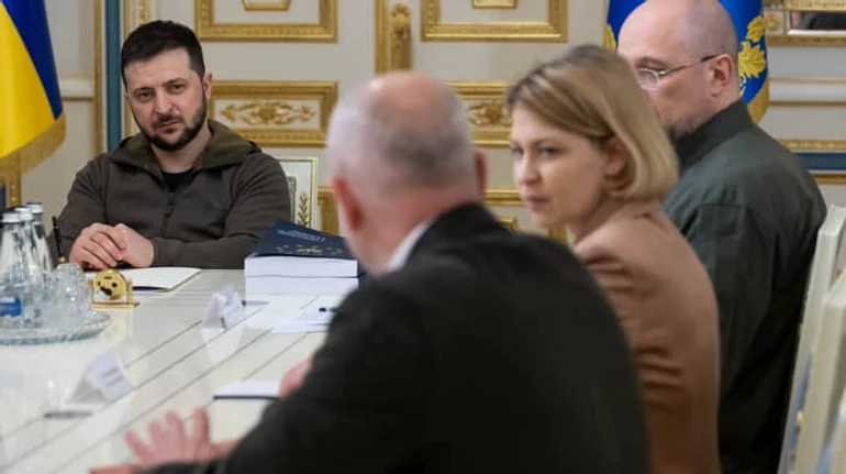 Від тиску до компромісів, від Єрмака до Порошенка: спогади колишнього посла ЄС в Україні