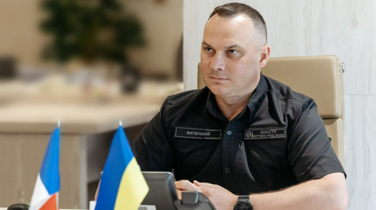 Центр протидії корупції стверджує, що Кабмін, Рада та МВС не надали біографію та декларації Вигівського