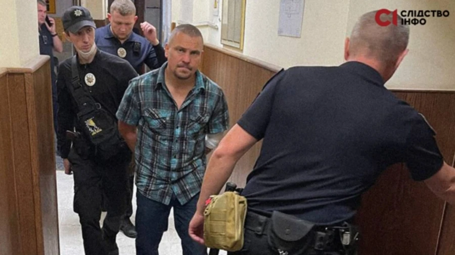 На суде охранник Тищенко кричал на судью и угрожал вскрыть себе вены – СМИ