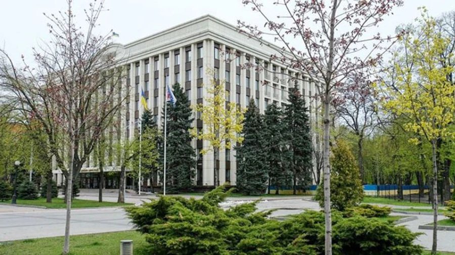 Днепропетровскую ОГА проверяют на коронавирус: заболел работник