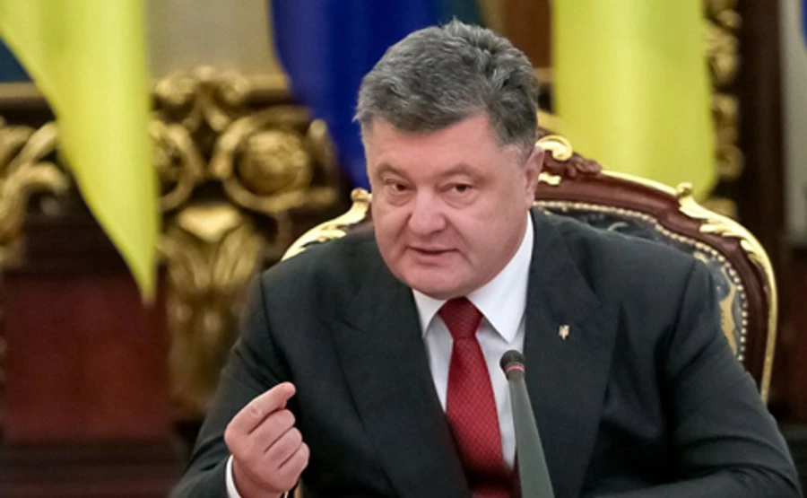 Порошенко: Європа готова допомагати Україні, маємо два виклики
