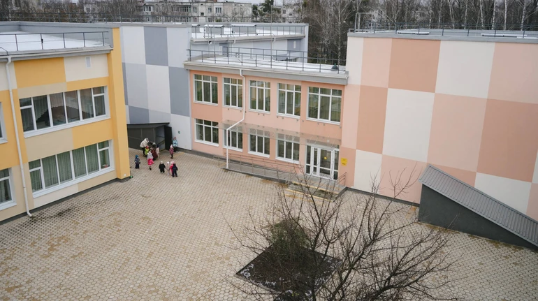 Тепло, вода, здоровье: Кулеба сообщил, на какие проекты пойдет миллиард для 71 громады