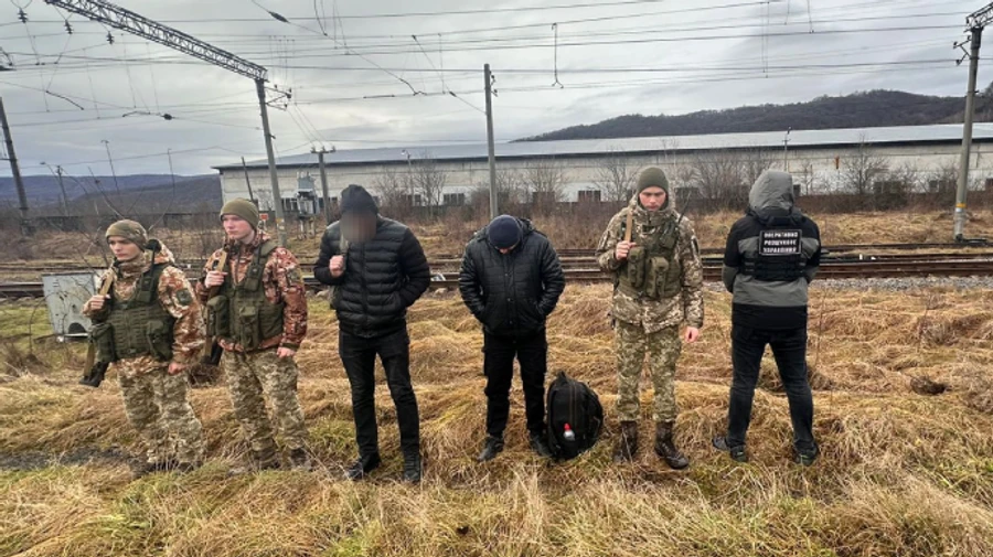 Незаконний вікенд у горах: прикордонники затримали 7 порушників на Закарпатті