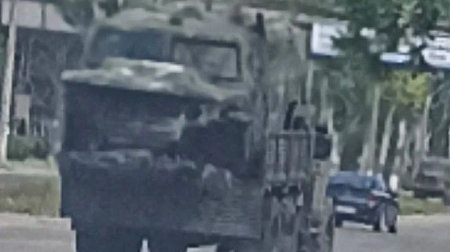 Убиты 24 оккупанта, много техники на металлолом - Андрющенко о взрывах в Мариуполе