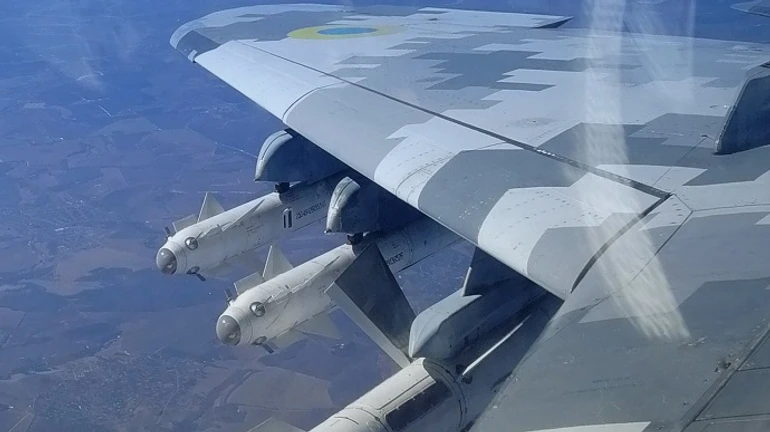 Юг: украинская авиация атаковала скопление врага и его техники