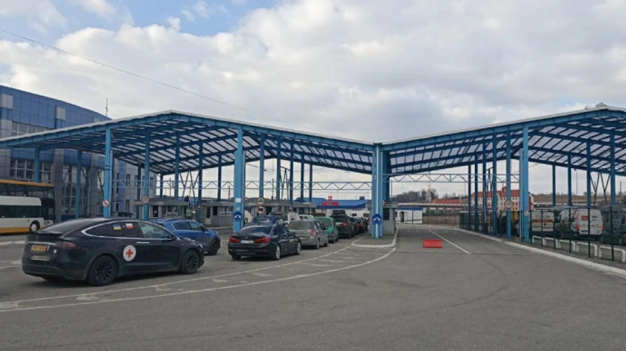 The head of Lviv Regional Military Administration asks Poland to open two more checkpoints