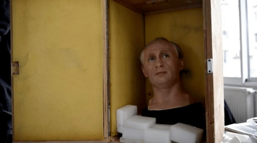 Музей восковых фигур в Париже изъял фигуру Путина — думают заменить Зеленским