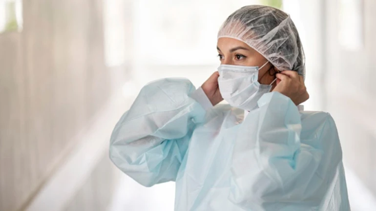 За добу в Україні на COVID захворіли 537 дітей та 422 медики 