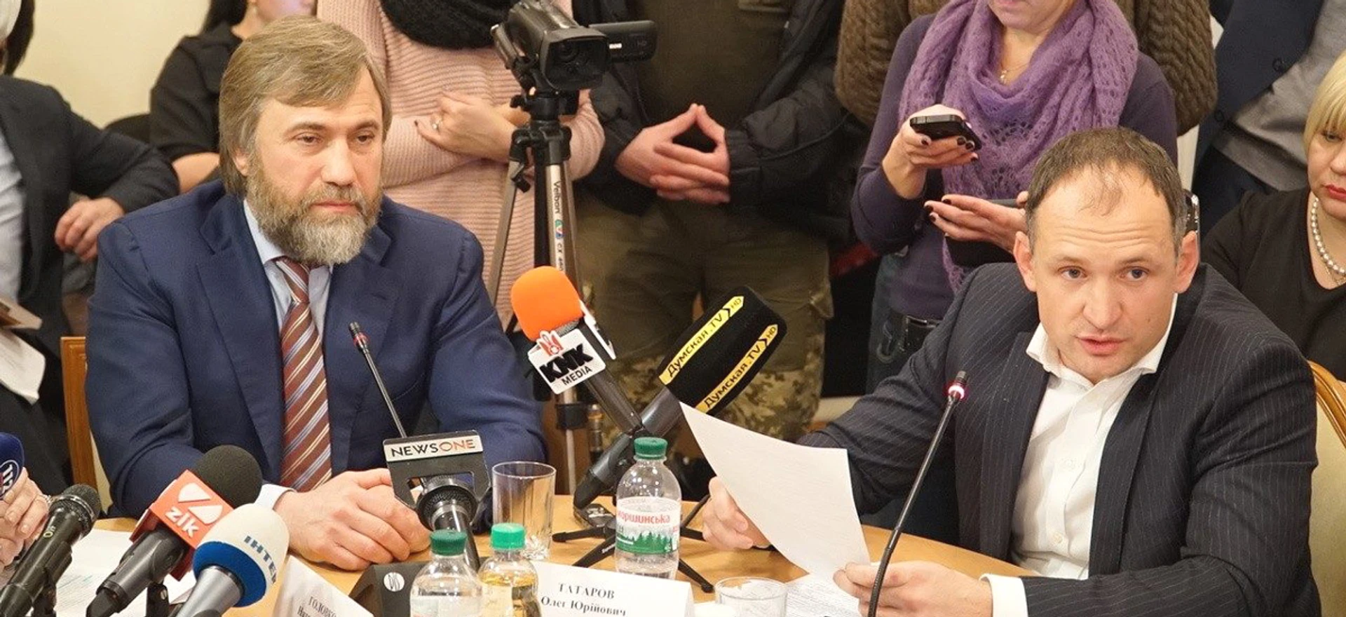 Трагікомедія Святі і грішники, або Недоторканний Новинський