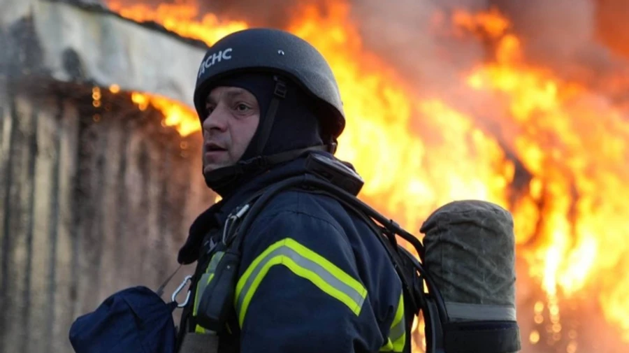 Окупанти вдарили по Златополю на Харківщині: 1 загибла, 7 поранених 