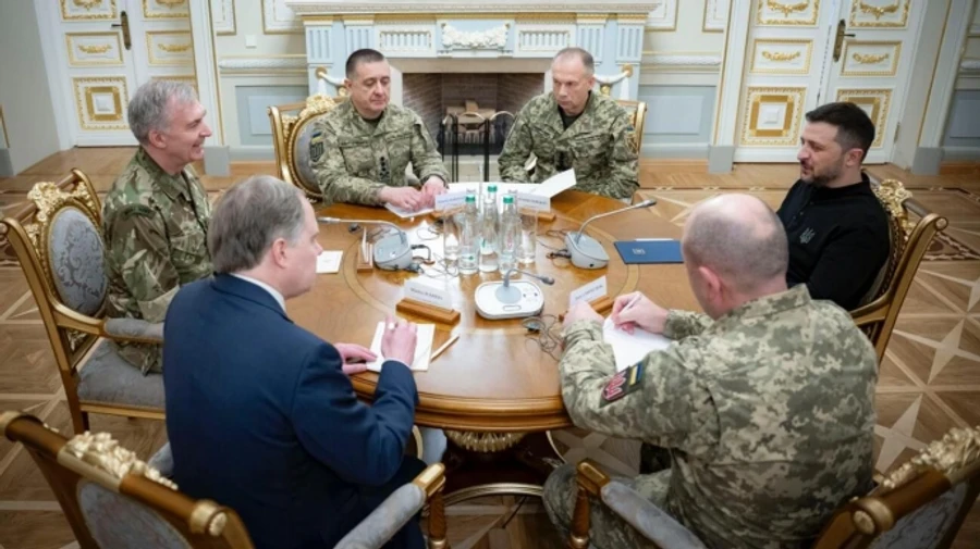 UK defence chief meets Zelenskyy and Ukraine's commander-in-chief in Kyiv – video