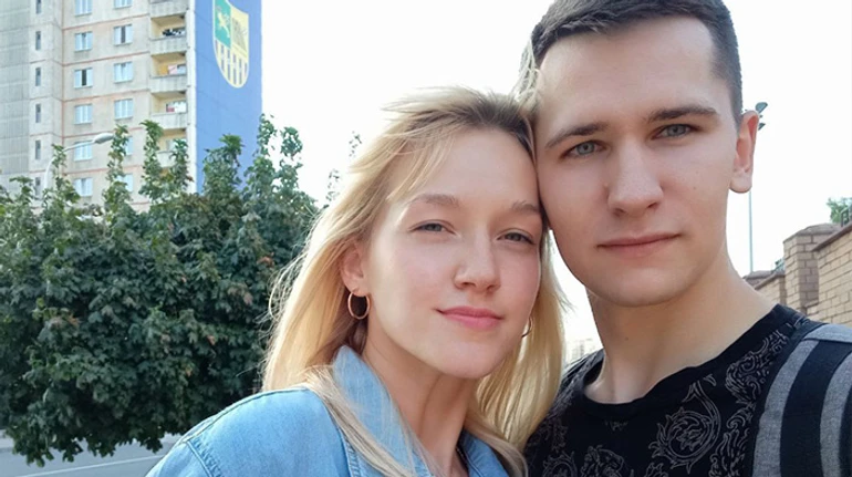 Пишу сообщение, но не получаю ответа. История любви, которую разделили оккупация и пленение