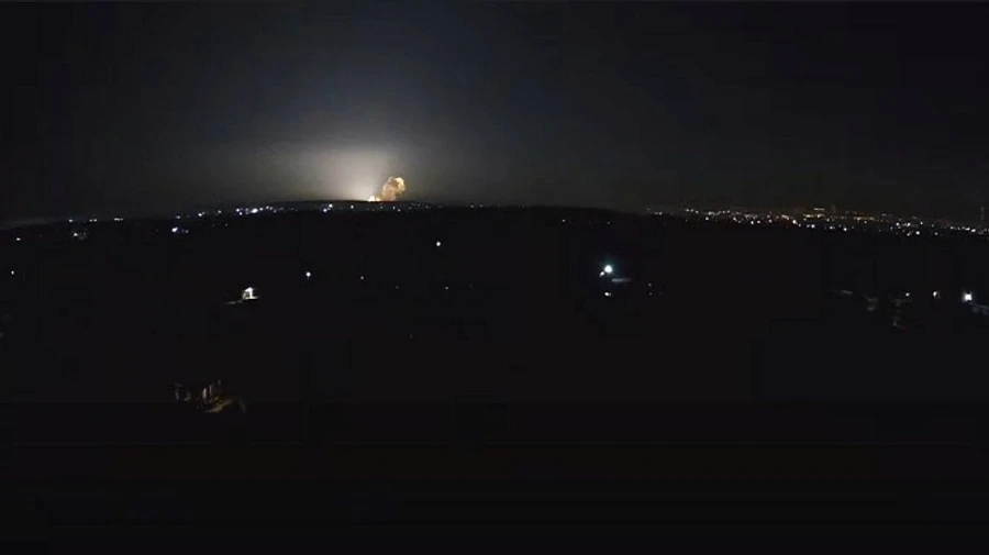 Розпочалися ракетні обстріли військових об'єктів по всій Україні – ЗМІ