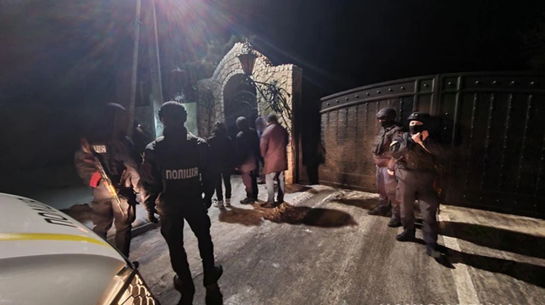 Поліція провела обшуки у будинку та готелі Ярославського 