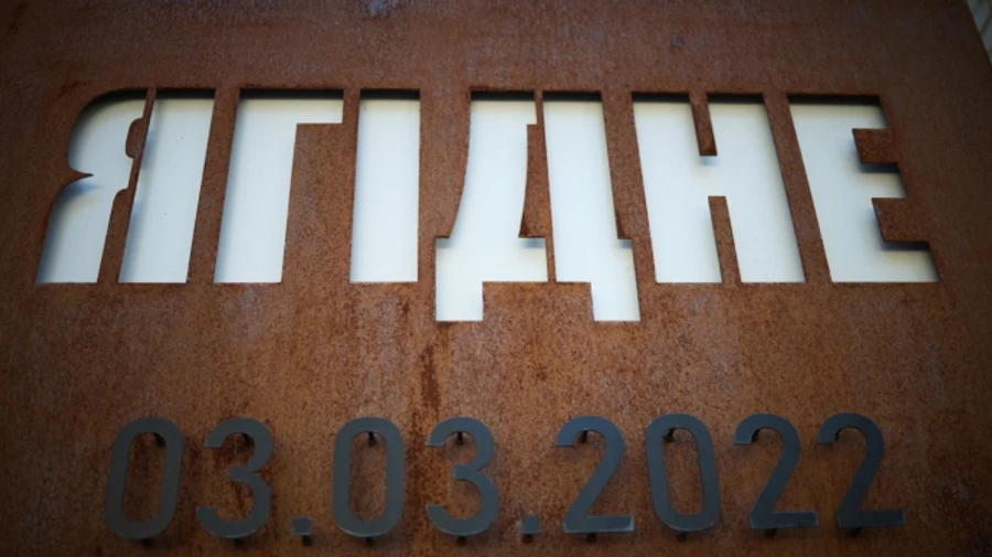 Зеленський на Чернігівщині відвідав школу, де окупанти катували людей