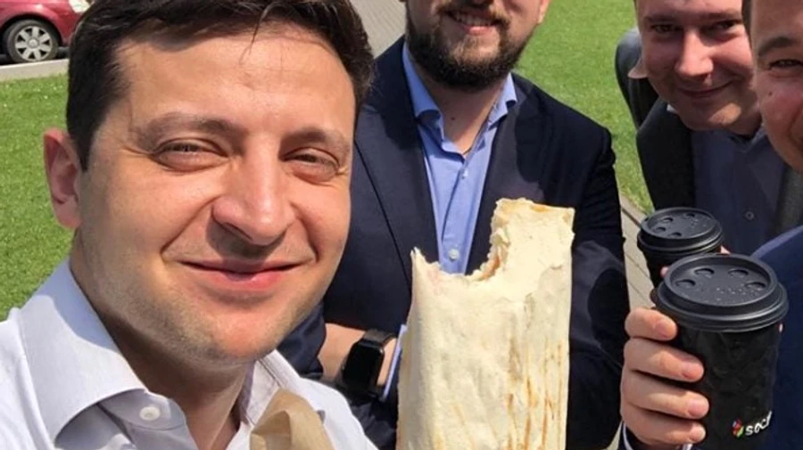 Зеленский о борьбе с контрабандой: можно побыть без кофе, лосося или хамона