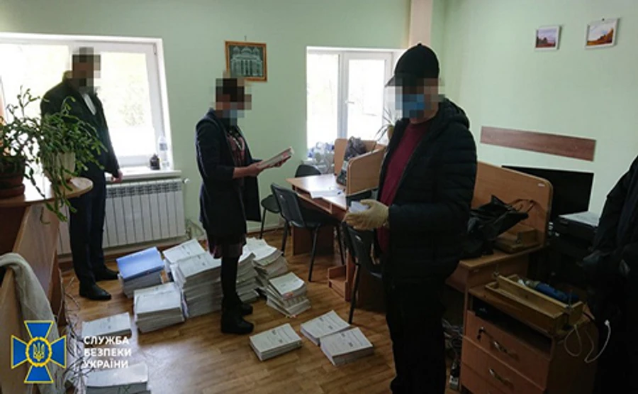 СБУ виявила мільярдні зловживання з держкоштами при закупівлі продуктів