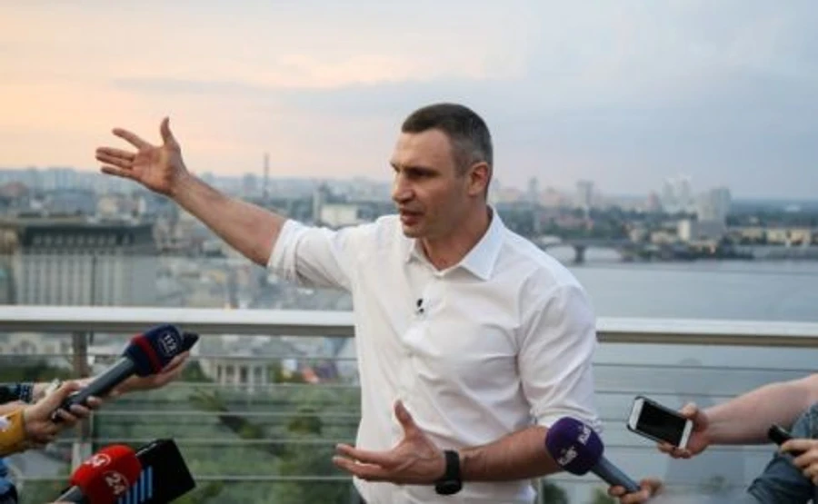 Кличко обратился к Зеленскому: Разве это уровень главы Офиса президента?