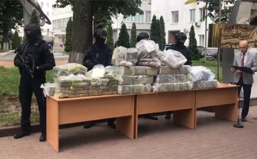 Поліція вилучила майже пів тонни кокаїну