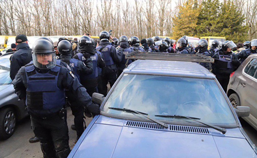 Лідера одеського Автомайдану затримали на акції проти будівництва