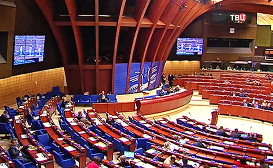 Руководящий орган ПАСЕ сделал шаг к снятию санкций с России