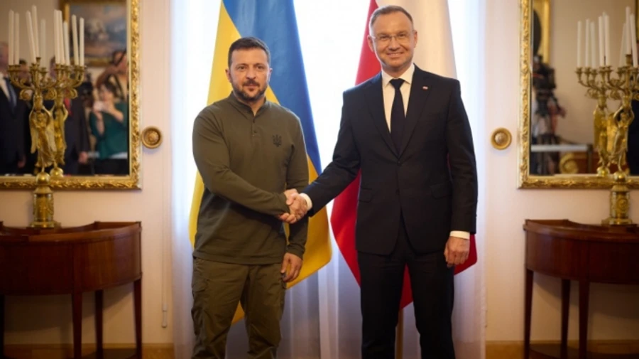 Президент Польши настаивает, что пригласить Украину в НАТО надо уже сейчас