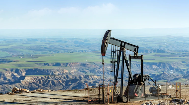 РФ кинулась заливати нафту в танкери на продаж після послаблення санкцій США